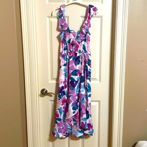 Floral Print Faux Wrap Socialite dress. Size S. Like New condition.